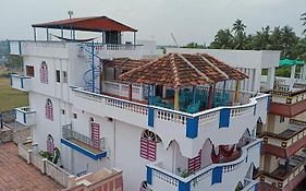 Holi Wood Guesthouse Pondicherry